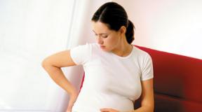 Causes and effects of back pain during pregnancy