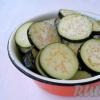 Stewed eggplants with tomatoes - delicious recipes for every day dishes How to stew eggplants with garlic